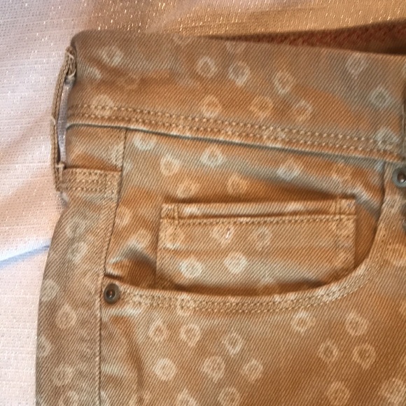 Levi’s Jean shorts - Picture 8 of 12